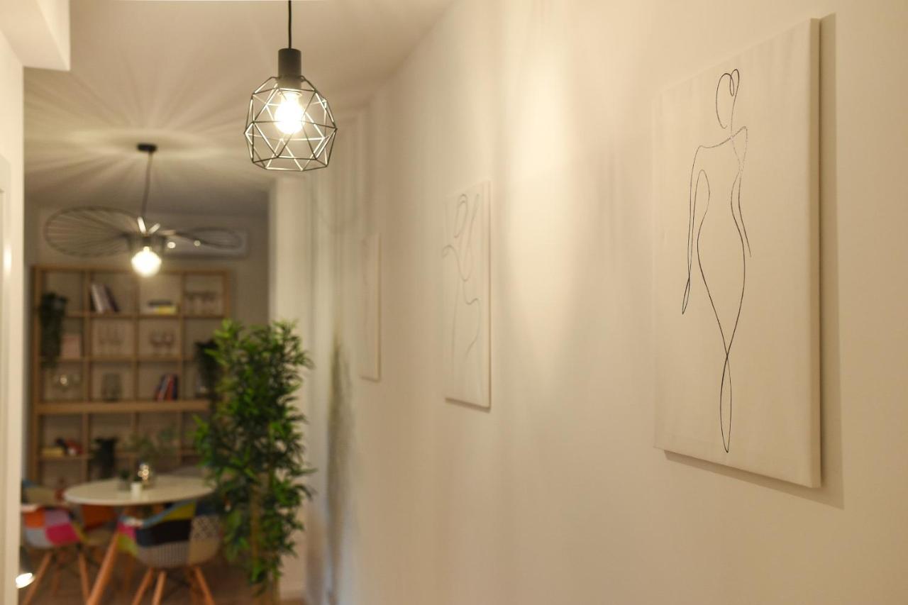 Vacation Feel - 2Br Apartment With Terrace & Private Parking In Baneasa Bucharest Exterior photo